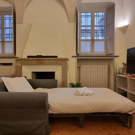 Il Loft Di Quintino Apartment Parma Bagian luar foto